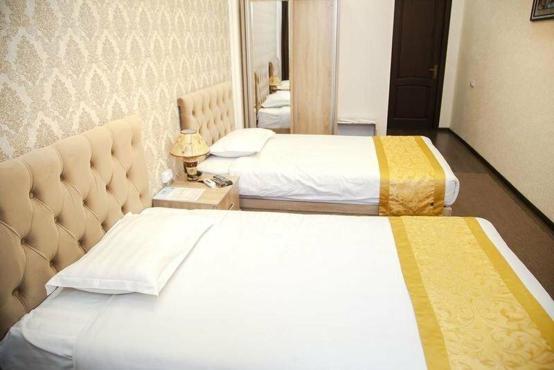Wantong Hotel Tashkent Esterno foto