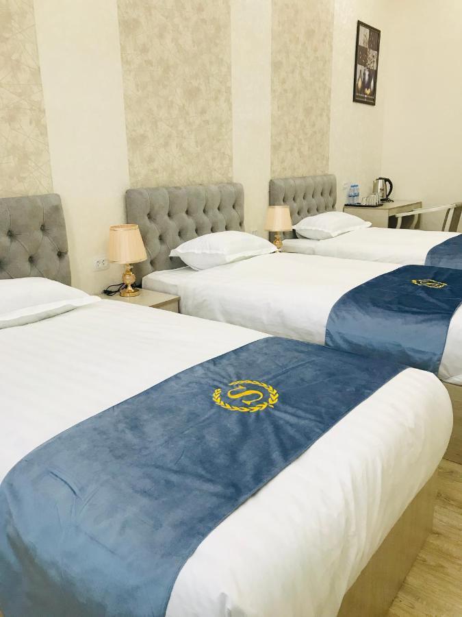 Wantong Hotel Tashkent Esterno foto