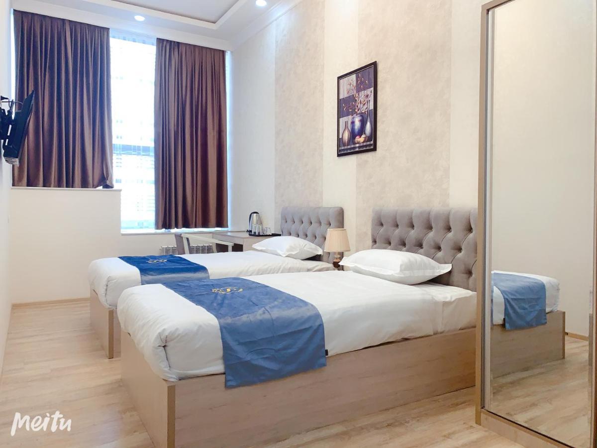 Wantong Hotel Tashkent Esterno foto